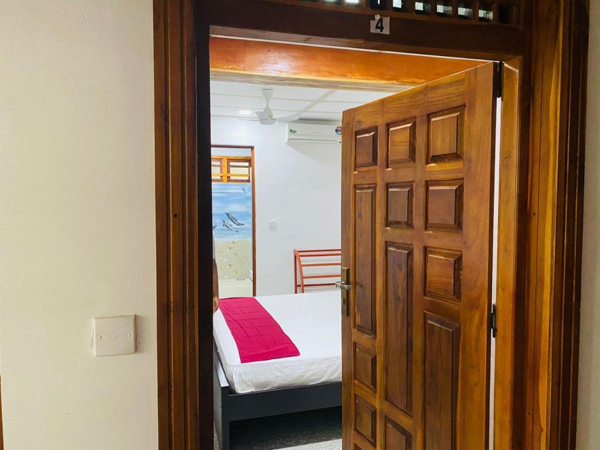 Bay Inn Surf Villa Baía de Arugam Exterior foto