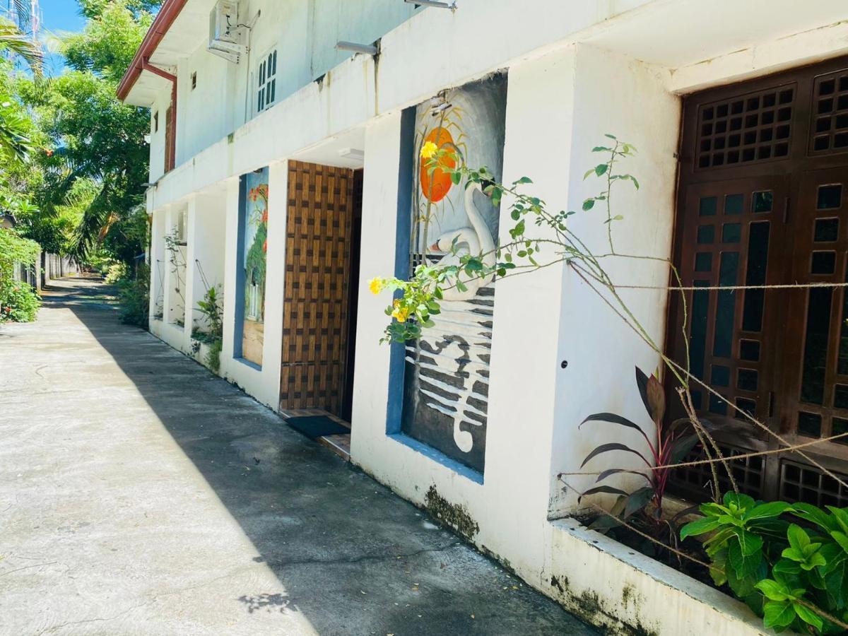 Bay Inn Surf Villa Baía de Arugam Exterior foto